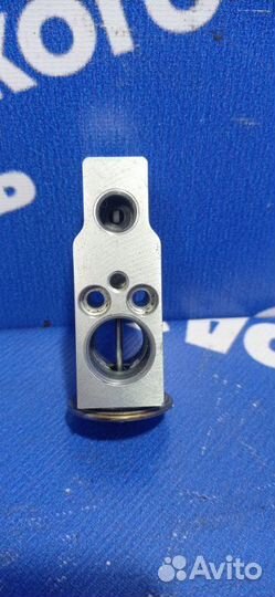 Клапан кондиционера Toyota Camry 40 седан 2AZ-FE