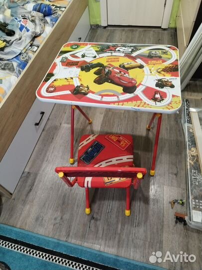 Детский стол и стул