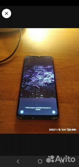 Samsung Galaxy A10, 2/32 ГБ