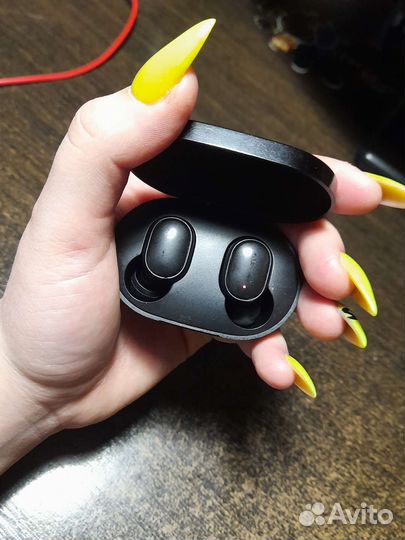 Беспроводные наушники xiaomi