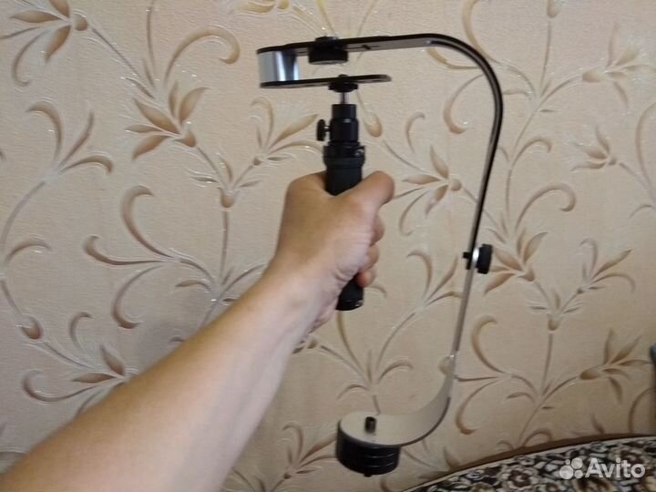 Стедикам, ручной стабилизатор для камеры