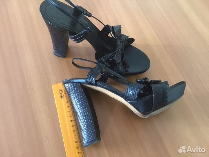 Босоножки Viktor & Rolf размер 38