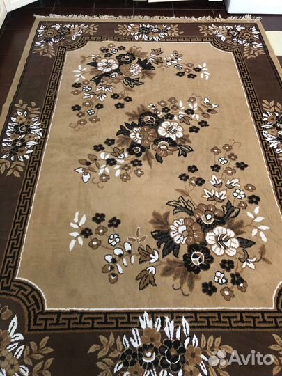 Ковер синтетика