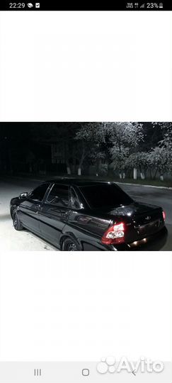Приора 1 в разборе. В чёрном кузове