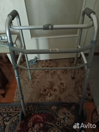 Ходунки для взрослых