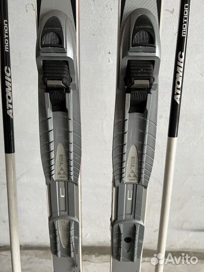 Беговые лыжи Fischer с ботинками и палками