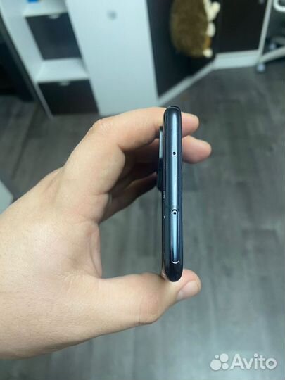 Samsung Galaxy S20+, 8/128 ГБ