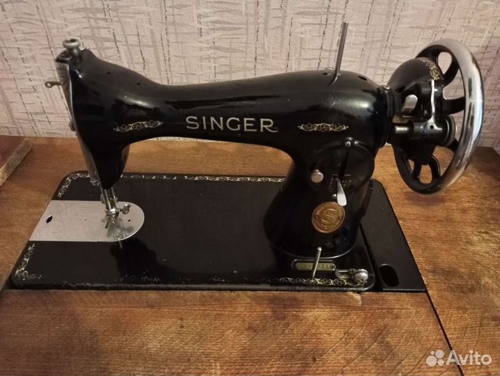 Швейная машина Singer