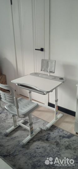 Растущая парта и стул