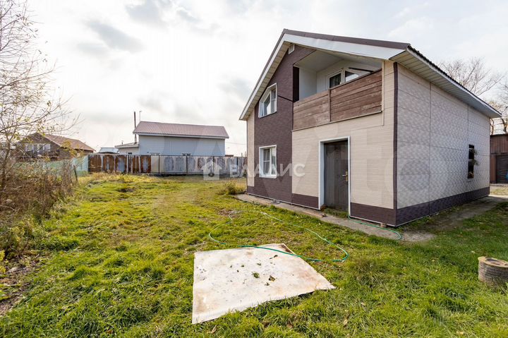 Дом 106 м² на участке 6,33 га