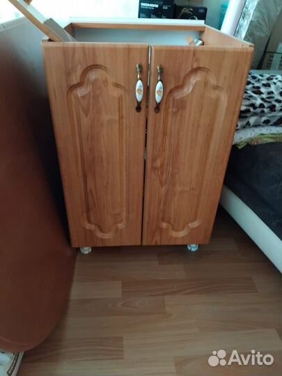 Кухонный гарнитур бу