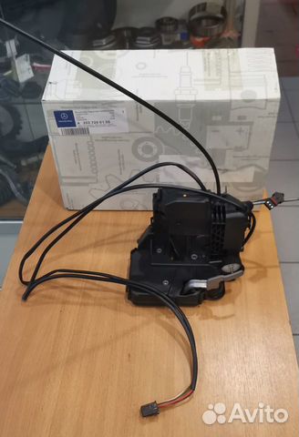 Замок двери mercedes w203