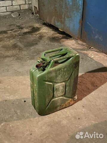 Канистра металлическая