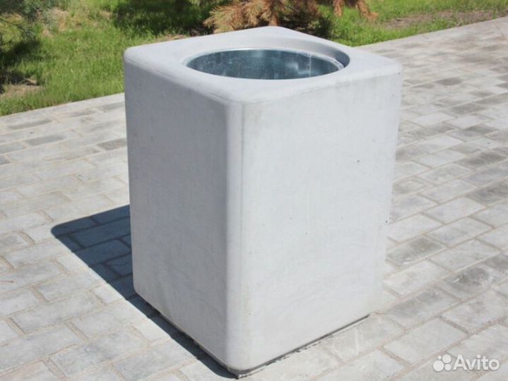Бетонная урна