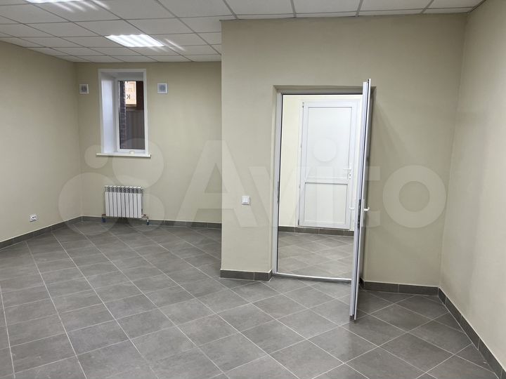Торгово-офисное помещение - 122 м²