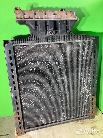 Радиатор системы охлаждения MAN TGA