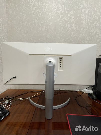 Монитор LG 34