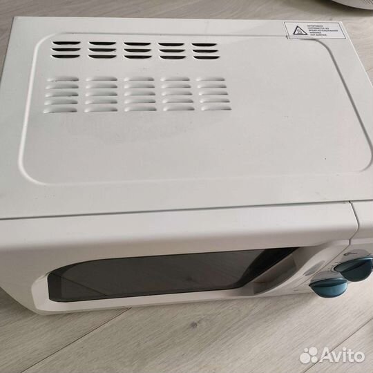 Микроволновая печь hyundai