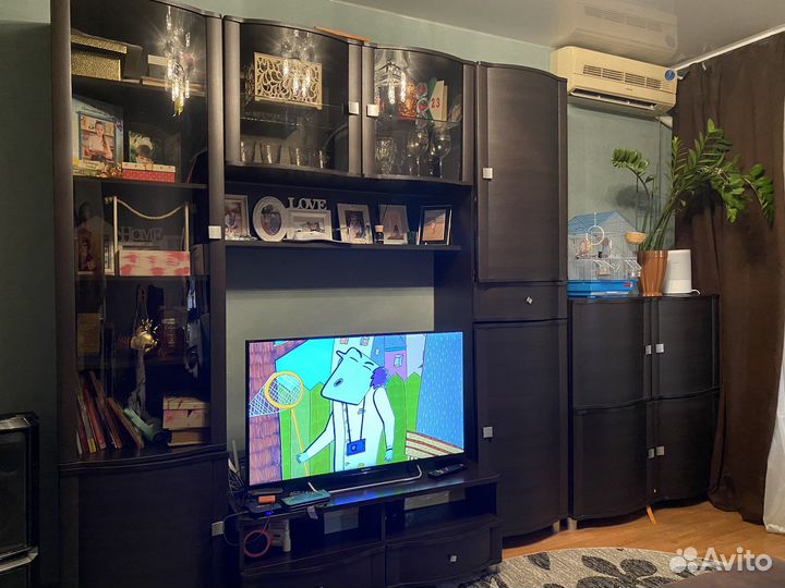 Стенка в гостинную