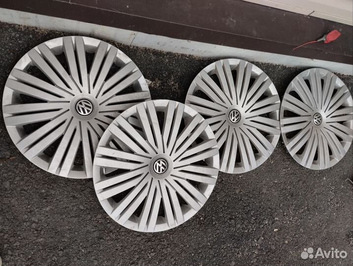 Оригинальный колпак volkswagen polo r15