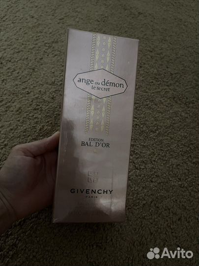 Женская туалетная вода