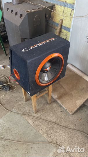 Сабвуфер и усилитель в машину
