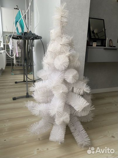 Елка искусственная