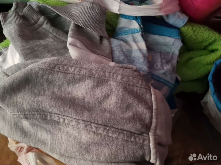 Продам детские вещи,обувь,женские вещи, 4 пакета