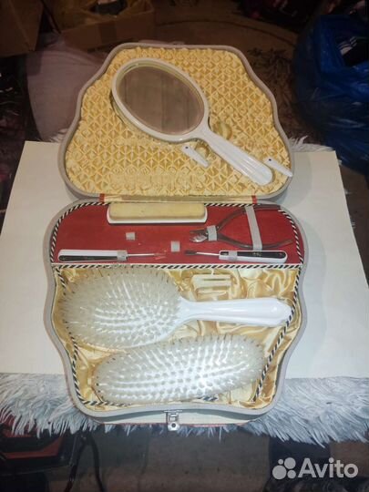 Советский набор щётак для волос