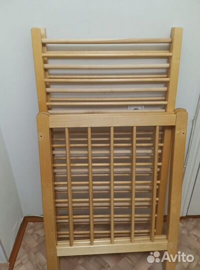 Детская кроватка с матрасом