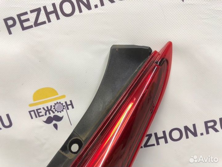 Фонарь задний правый Nissan Juke внедорожник 1.6