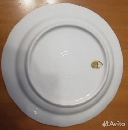 Настенная тарелка