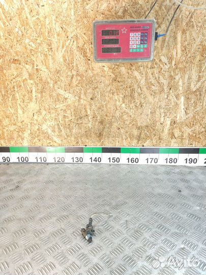 Форсунка двигателя Renault Megane 2003 2009