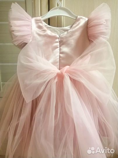 Платье для девочки 92 новое