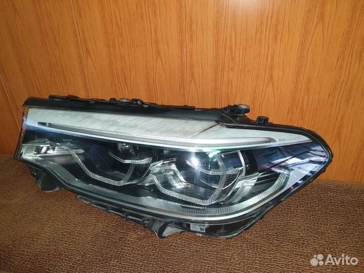 Фары BMW G30 adaptiv LED