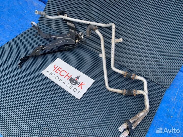 Кронштейн компрессора кондиционера VW Touareg GP