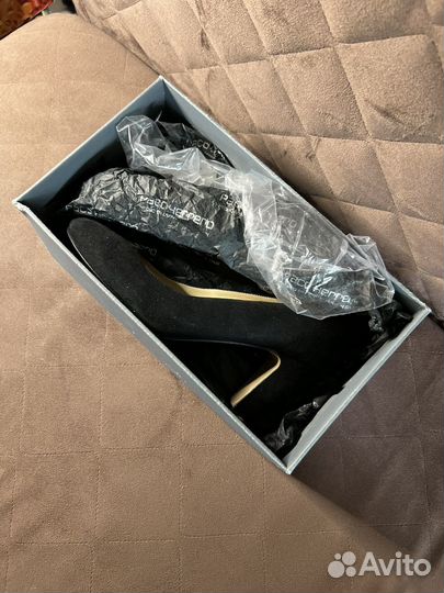 Туфли жеснкие