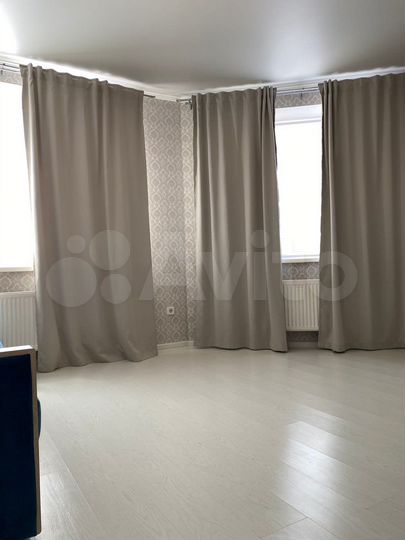 2-к. квартира, 52 м², 2/3 эт.