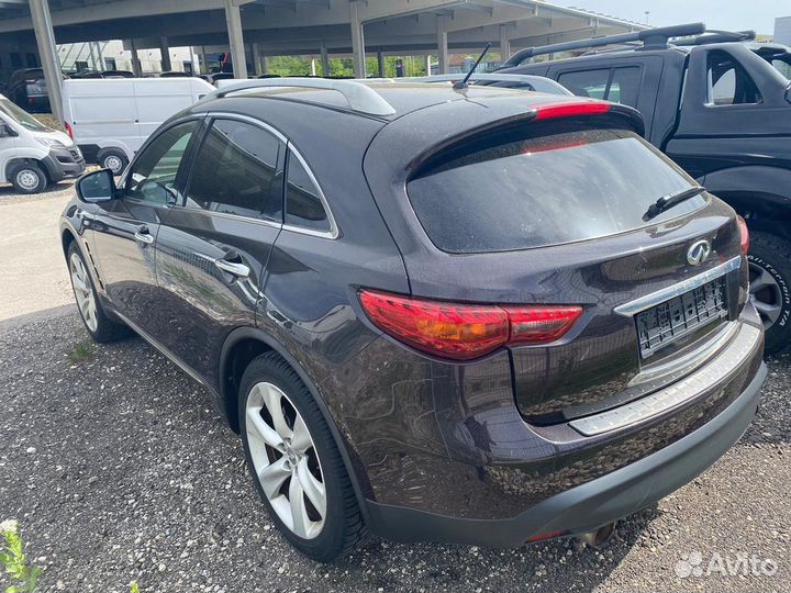 В разборе Infiniti FX 50