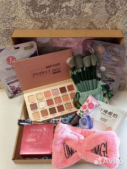 Набор косметики бюти бокс подарок девушке учителю