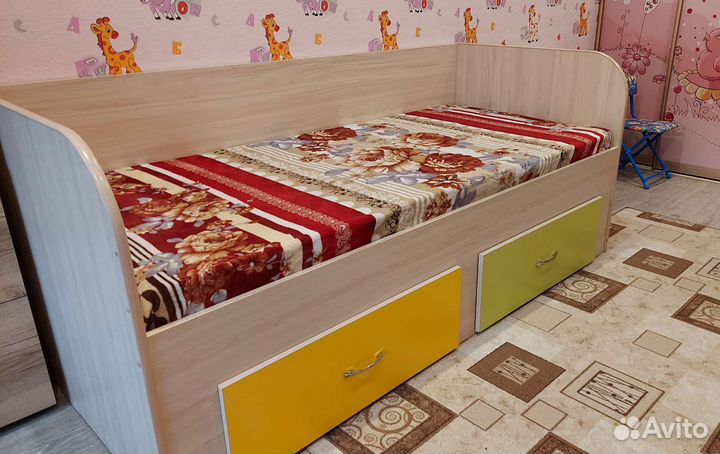 Детская кровать + матрас