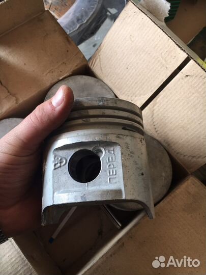 Поршня на 402 двигатель
