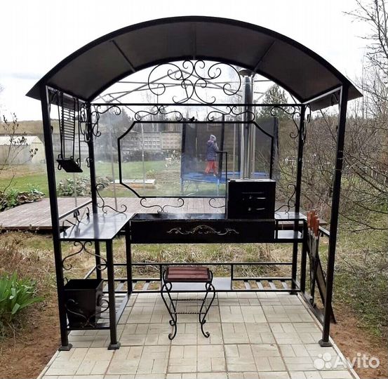 Беседка с мангалом