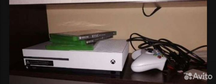Игровая приставка xbox one s
