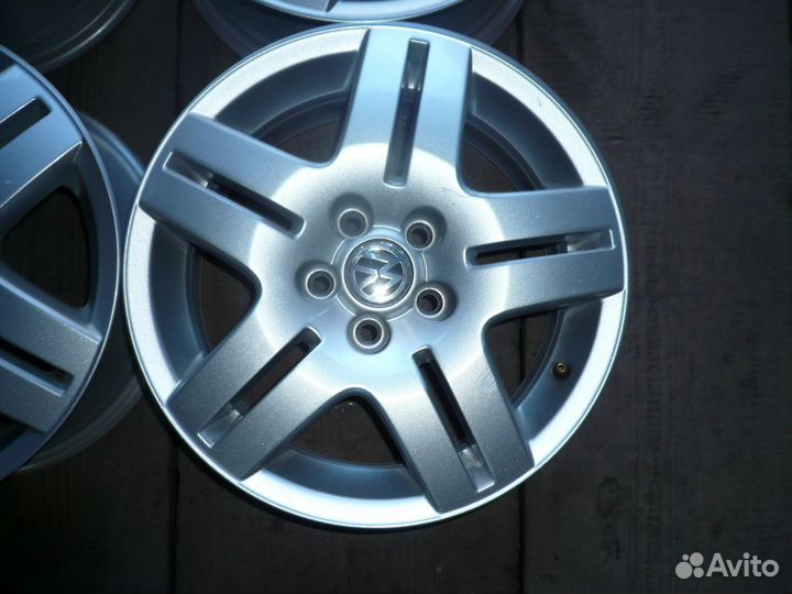 Диски литые оригинал Avus II Volkswagen R15 5x100