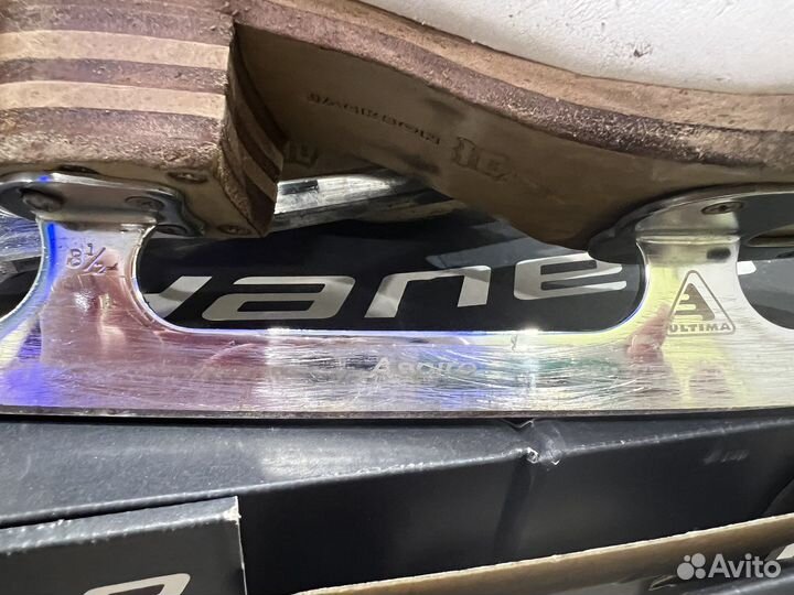 Фигурные коньки Jackson