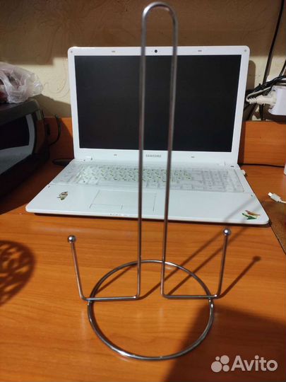 Подставка для бумажных полотенец