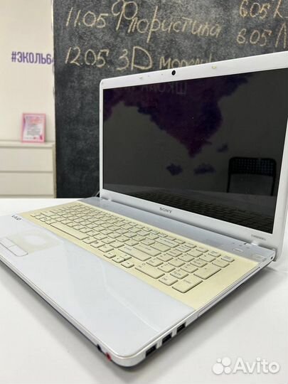 Sony vaio vpcef 4E1R