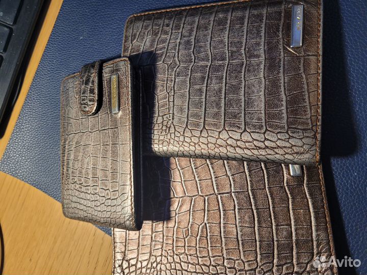 Обложка на паспорт кожаная