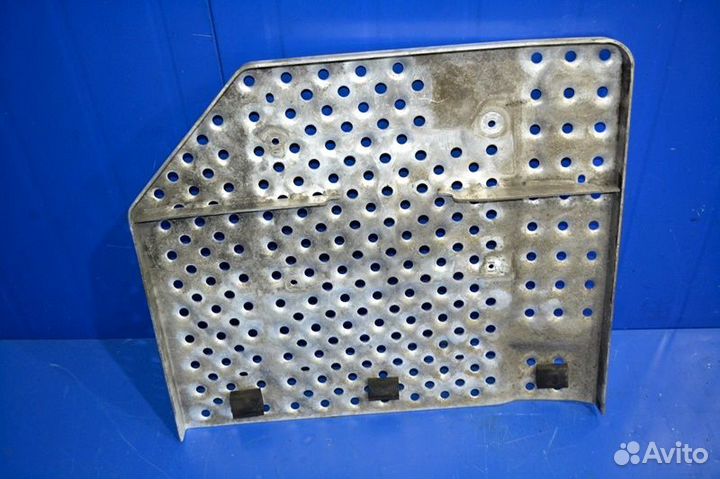 Металлический трапик scania G-series (01.04)